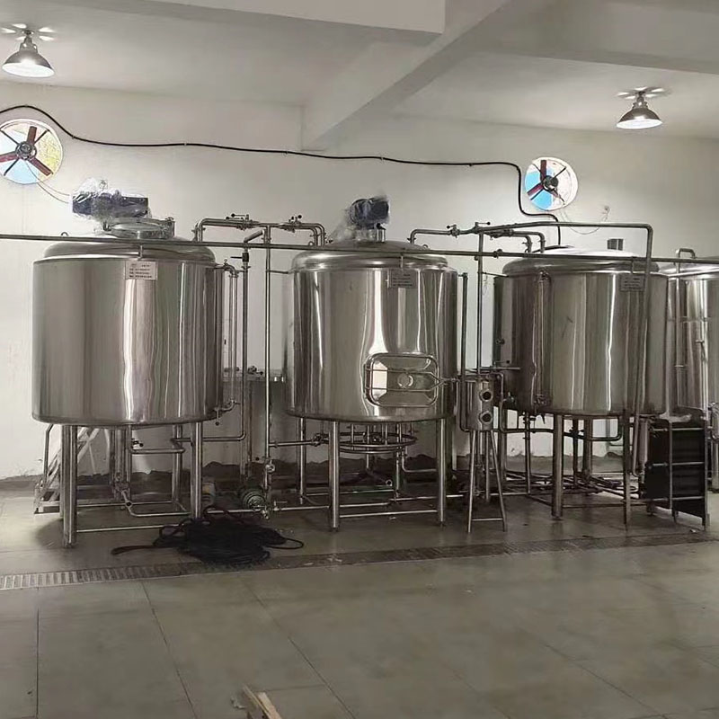 乌拉特前精酿啤酒设备厂—如何延长精酿啤酒设备的使用寿命